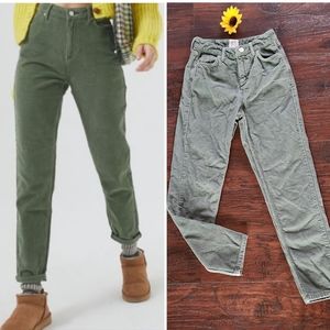 BDG MOM CORDUROY GREEN PANTS 👖